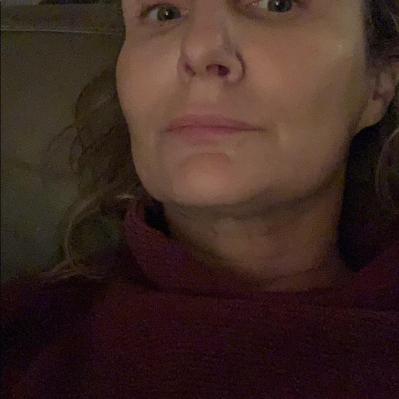 Meet your Posher, Amanda - Picture 1 of 1